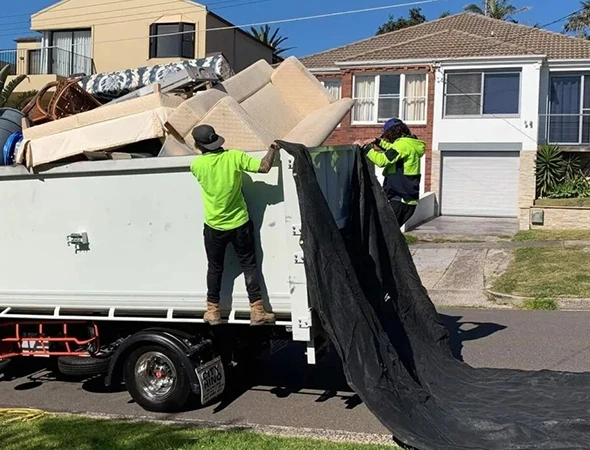 Benefits of Our Same-Day Junk Removal Service